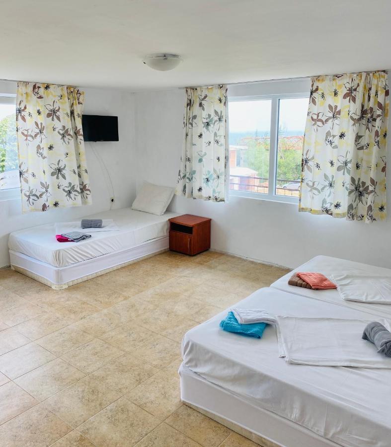 Fayna Byala Guest House & Bungalows Bagian luar foto