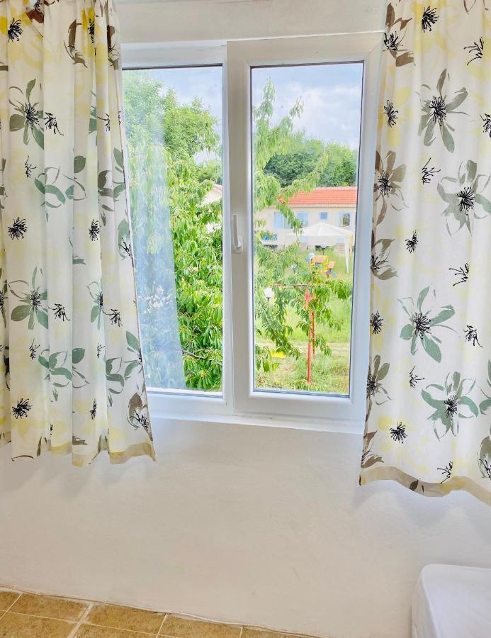 Fayna Byala Guest House & Bungalows Bagian luar foto